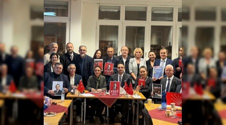 ALTACA KAYI�O�LU�NDAN ALMANYA�DA �SLAMOFOB� VE ��FTE VATANDA�LIK VURGUSU  